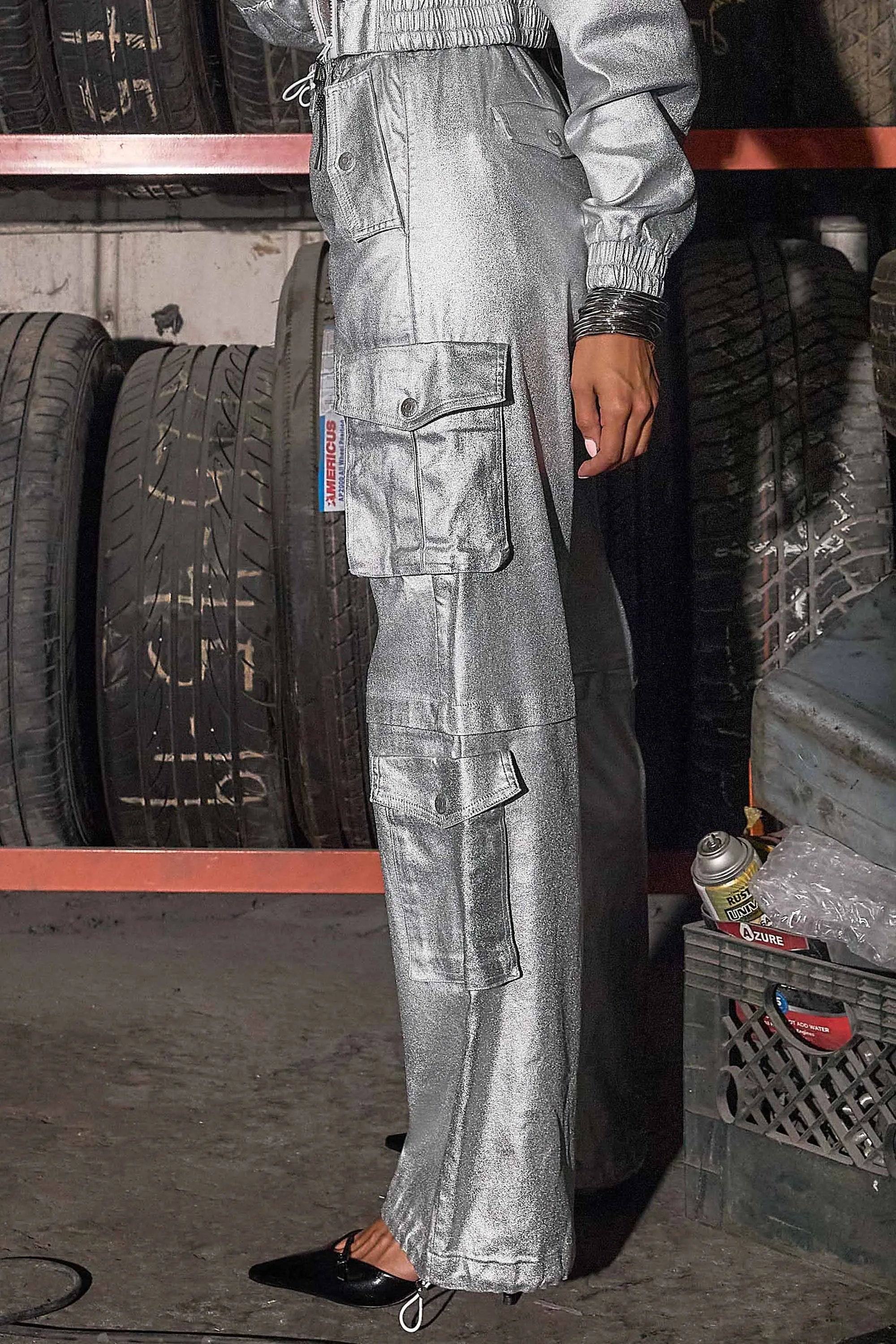 Metallic Stretch Baggy Cargo Pants