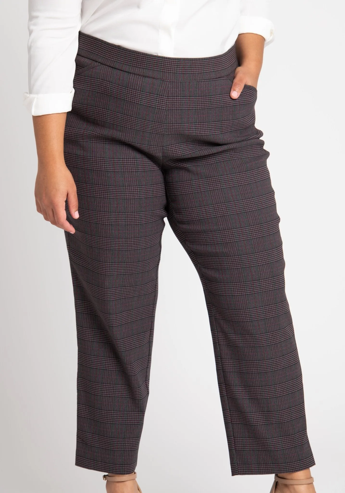 Roz & Ali Millennium Wine Plaid Pull On Ankle Pants - Plus