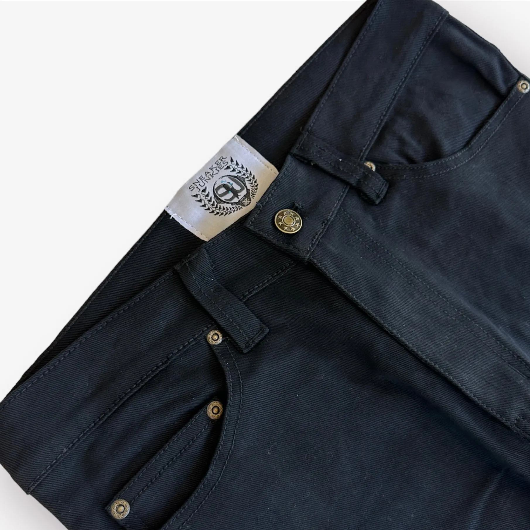 Sneaker Junkies Cargo Pants Snake Font Black