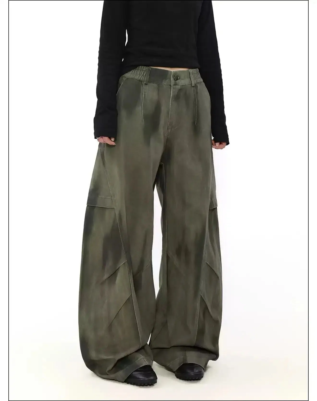 Washed Pleats Wide Cargo Pants